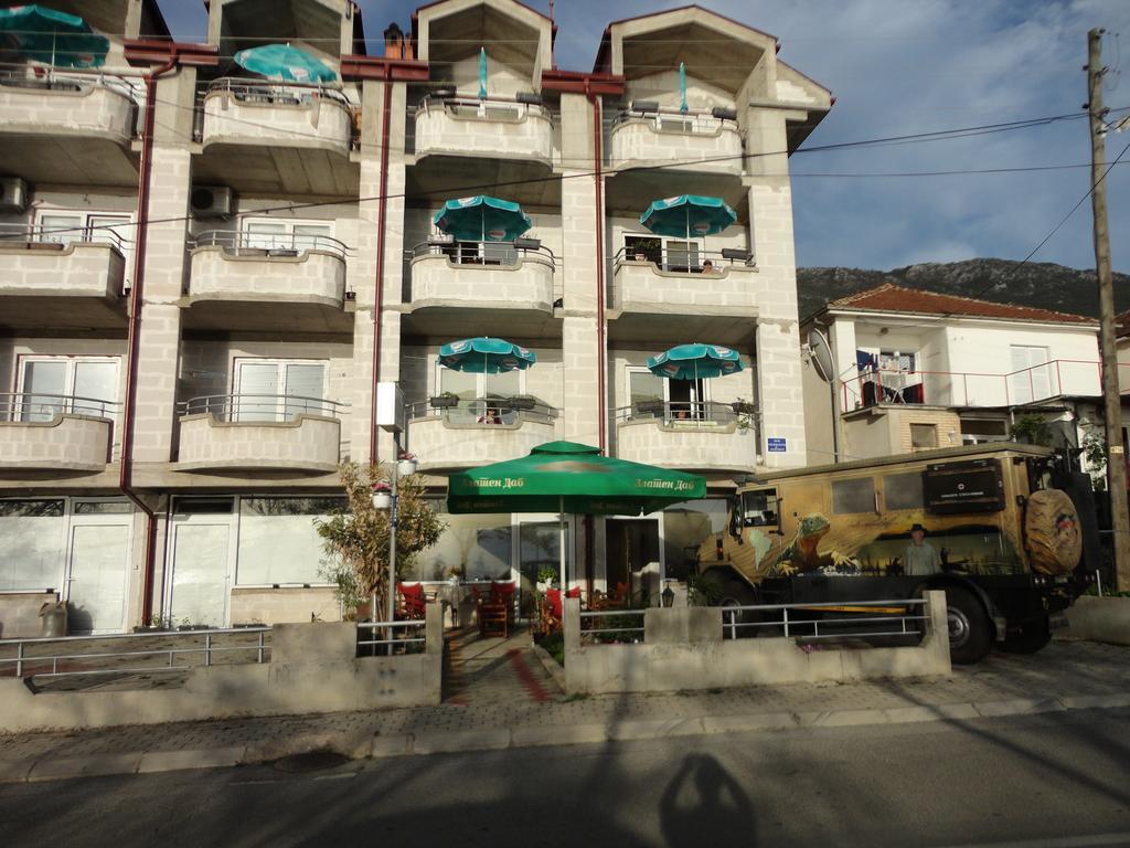 Apartmani Bakule Pestani Kültér fotó