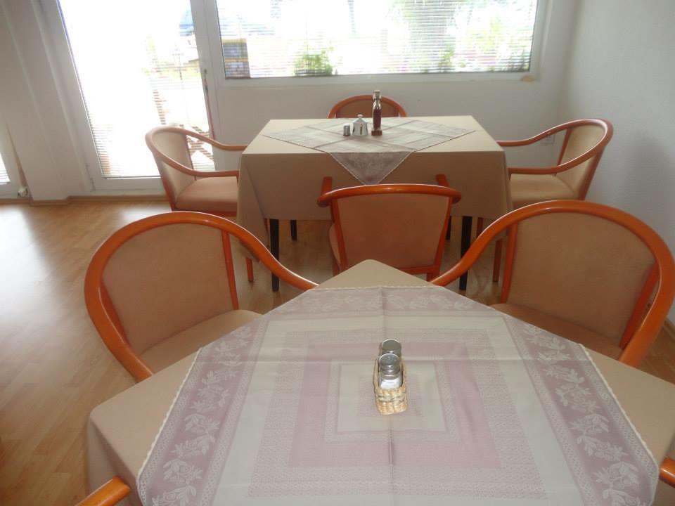 Apartmani Bakule Pestani Szoba fotó