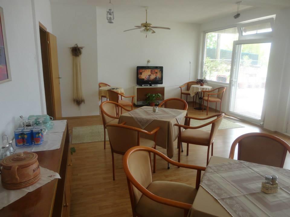 Apartmani Bakule Pestani Szoba fotó